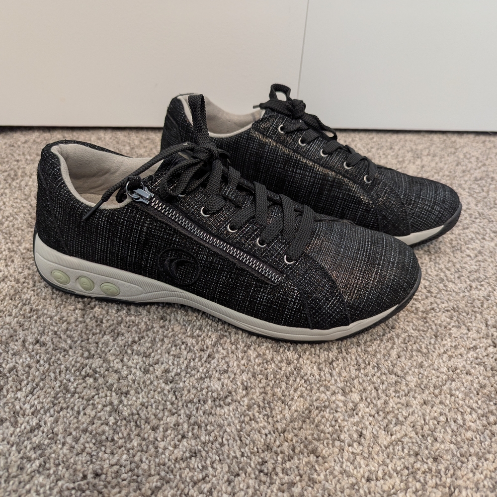 Therafit Walking Shoes Size 41